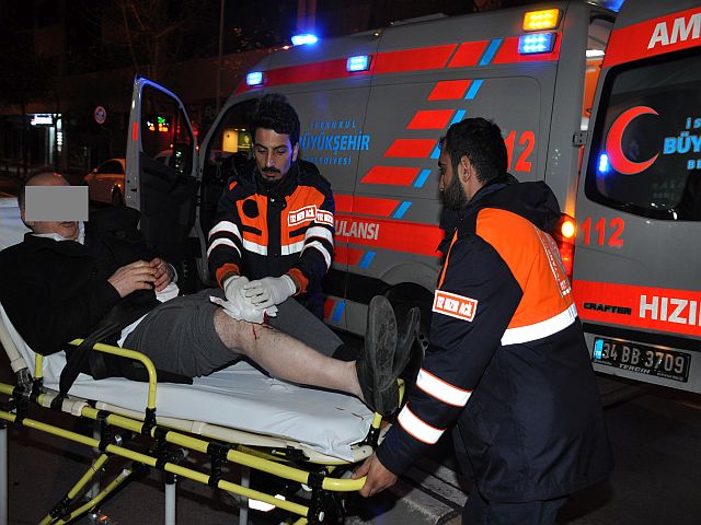 Bağcılar Nazar İşkembeye silahlı saldırı sonucu Nihat Gülgen öldü , 4 kişi yaralı
