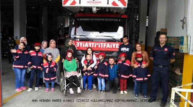 ENGELLİ ÇOCUKLAR İTFAİYECİLİK HAFTASI’NDA YANGIN TATBİKATINA KATILDI