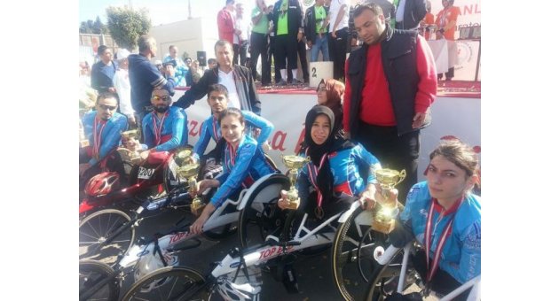 ENGELLİ SPORCULAR ŞANLIURFA’DAN 6 MADALYA İLE DÖNDÜ