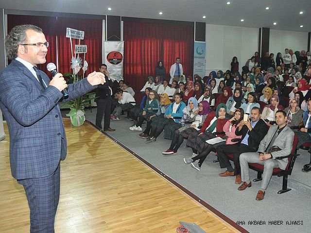 Öncü gençlik spor Sıtkı Aslanhan'la ülkenin öncülerine tebliğe koşuyor
